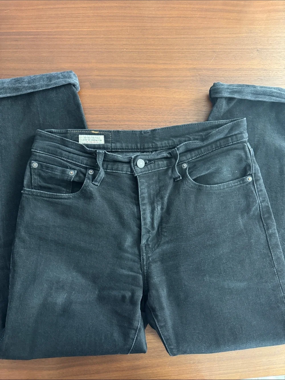 Levi's Black Slim Straight Men's Jeans with Signature Patch